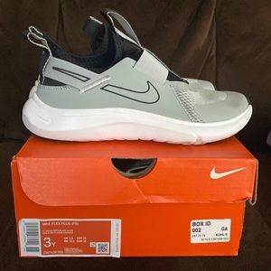 Nike Flex Plus (PS) size 3Y